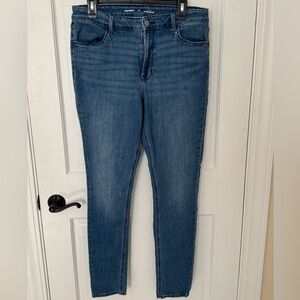 Old Navy Women's Skinny Jeans in Deep Blue